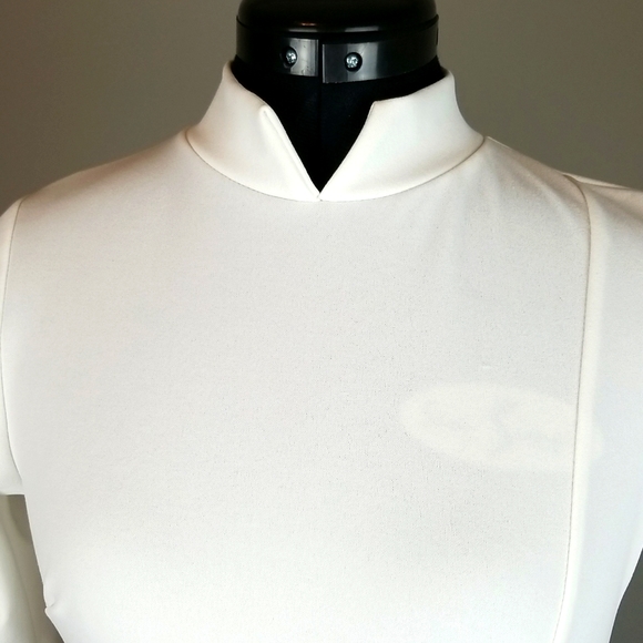 WHITE DRESS - Picture 2 of 5